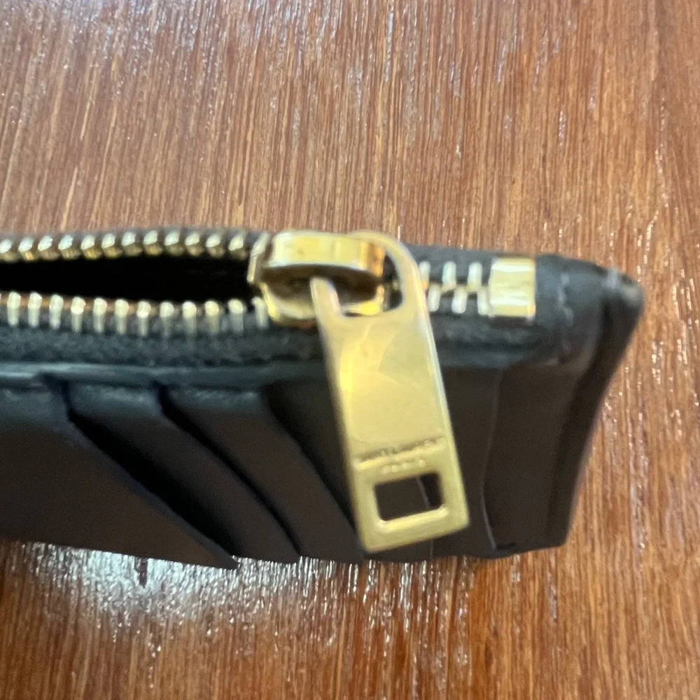 YSL Grey Card Holder with Gold Logo - Picture 3 of 6